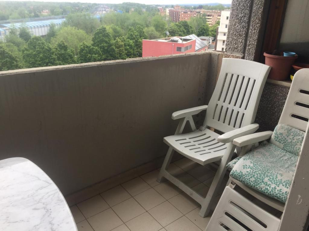 Stanza In Appartamento Privato Zona San Vitale Bolonia Exterior foto